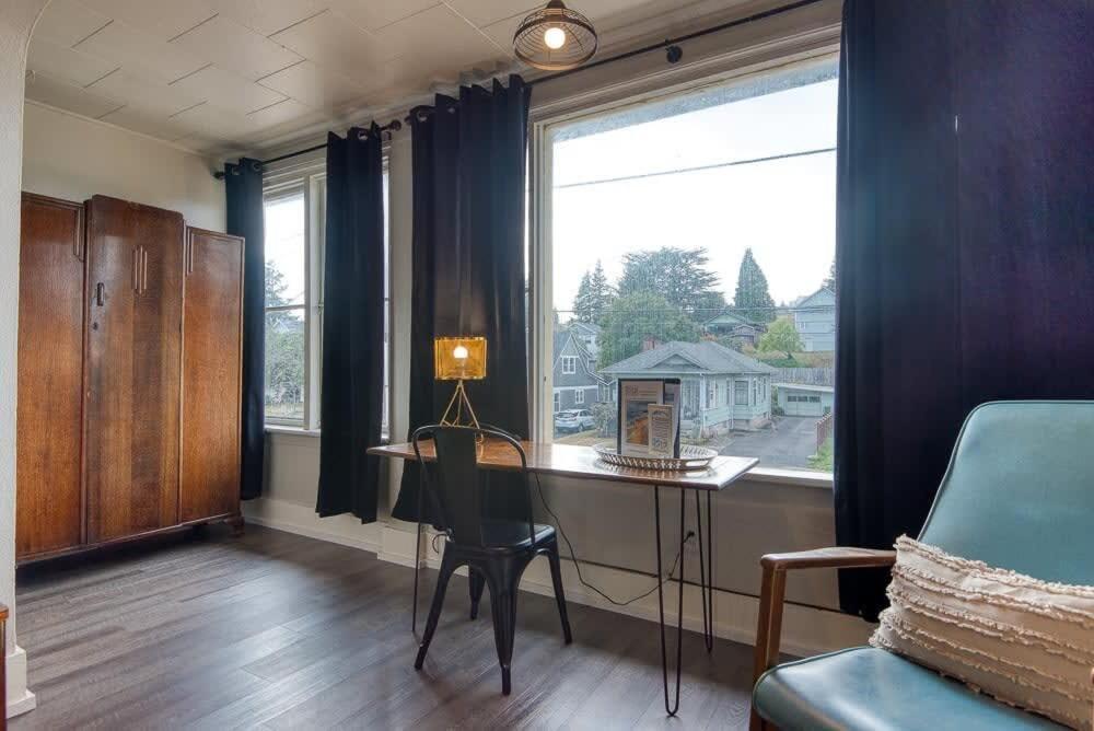 #Stayinmydistrict Historic Apartment Near Downtown Coos Bay Eksteriør billede