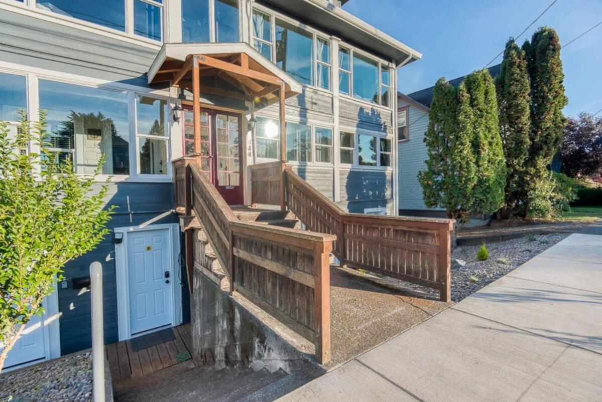 #Stayinmydistrict Historic Apartment Near Downtown Coos Bay Eksteriør billede